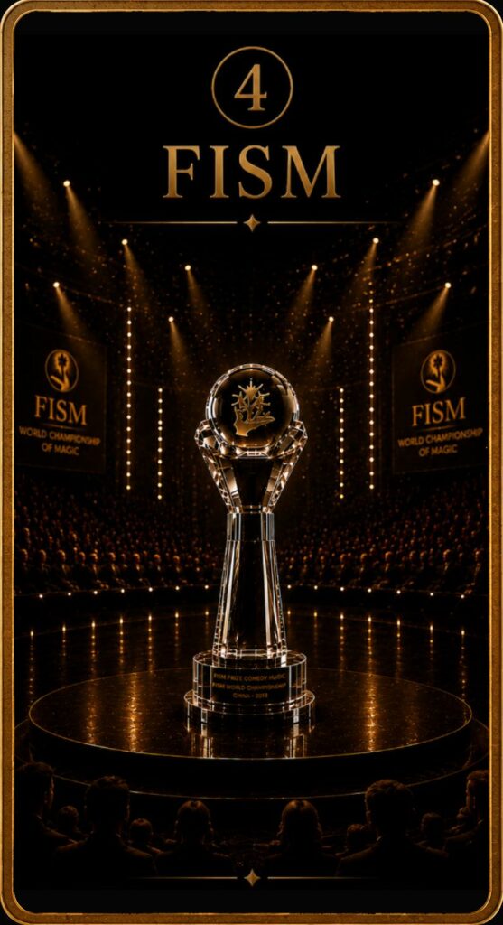 Trophée et distinction obtenus par Chris Torrente lors du championnat du monde de magie FISM 2015